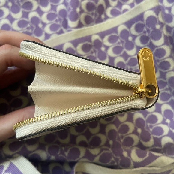 Louis Vuitton Wild At Heart Zippy Wallet - Picture 8 of 12